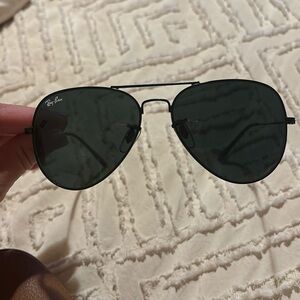 Unisex aviator ray-ban sunglasses